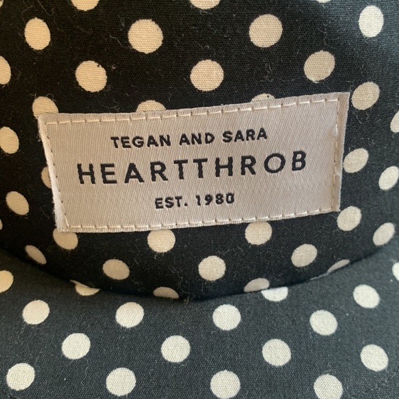 Tegan and Sara Heartthrob SnapBack Hat - Picture 3 of 4